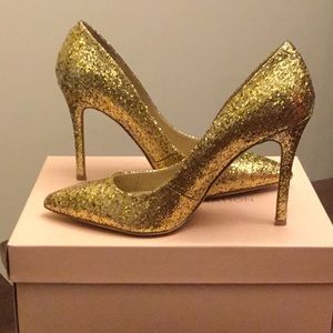 BCBG Gold (glittery) heel size 7